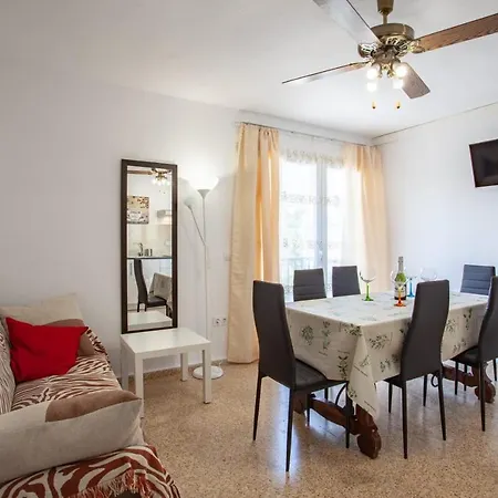 Smartnest 2 Bedroom In Centrally Located Near Beach Appartamento *